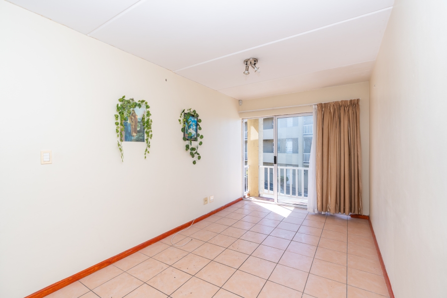 2 Bedroom Property for Sale in Thornton Western Cape